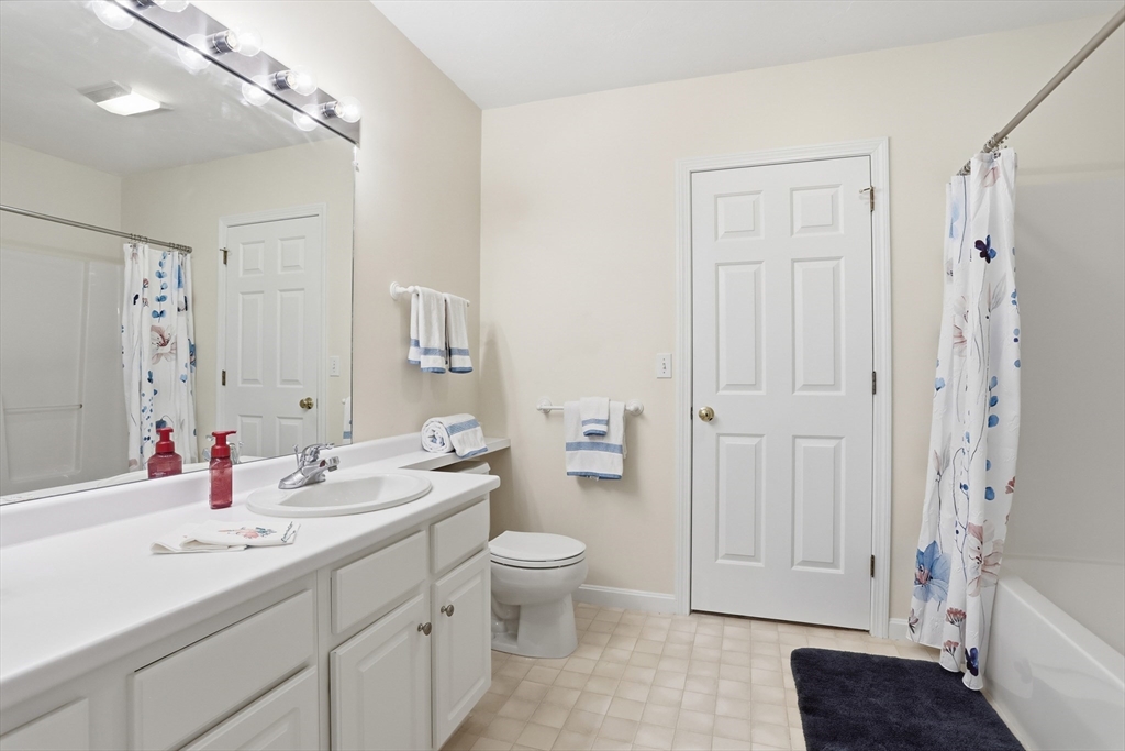 5 Augusta Way, Unit 5 Chelmsford, MA 01863 - Photo 34 of 42