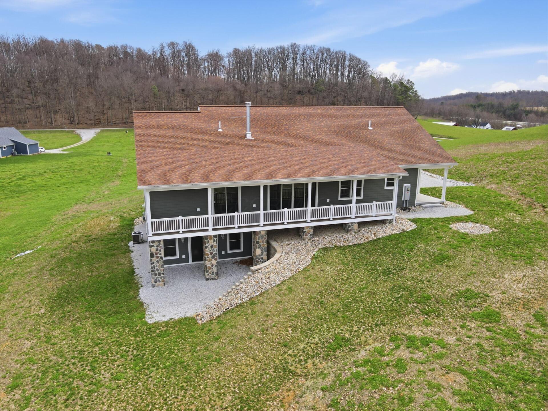 3597 Country Club Road Southwest Lancaster, OH 43130 - Photo 16 of 65 3597CountryClubRdSW_68353_16