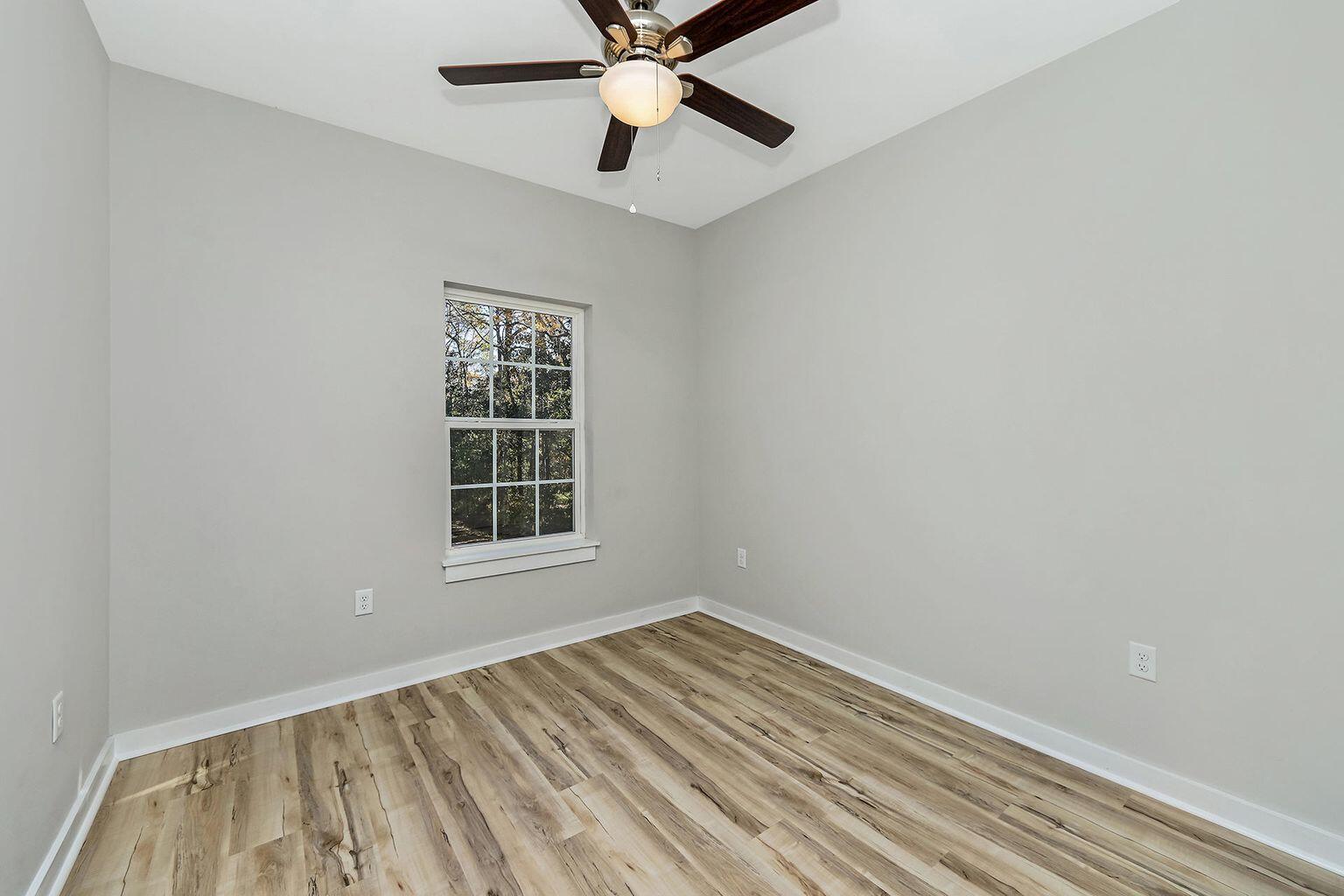 182 Madison Street, Unit B Freeport, FL 32439 - Photo 26 of 36 20201217144539658552000000-o