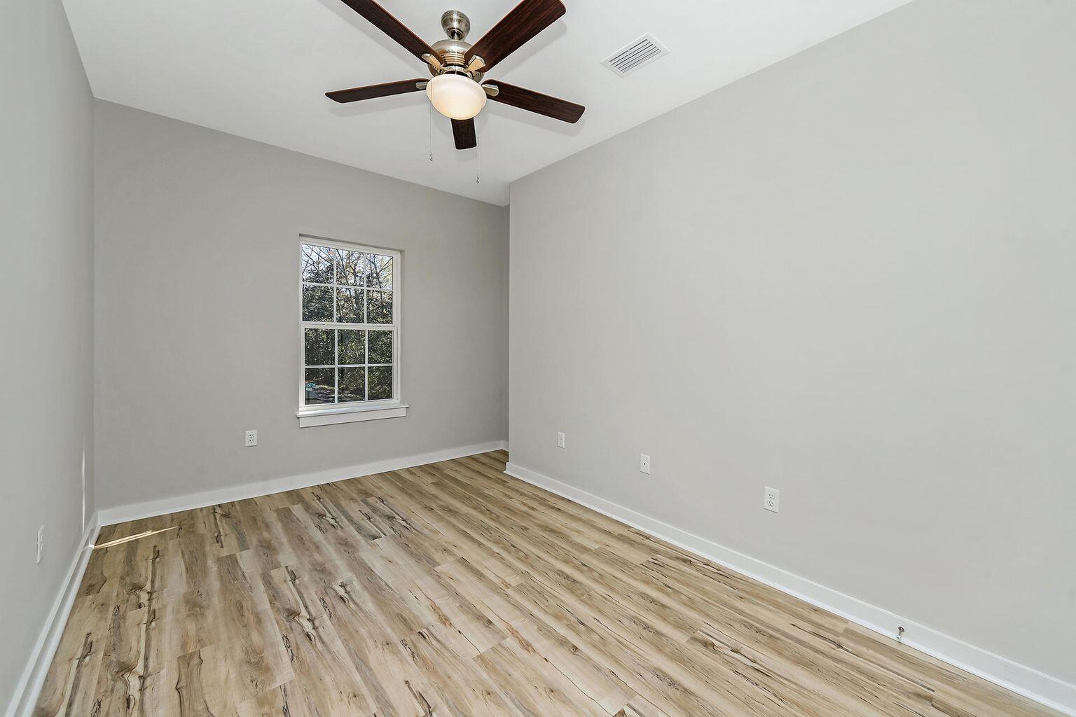 182 Madison Street, Unit B Freeport, FL 32439 - Photo 32 of 36 20201217144557536893000000-o