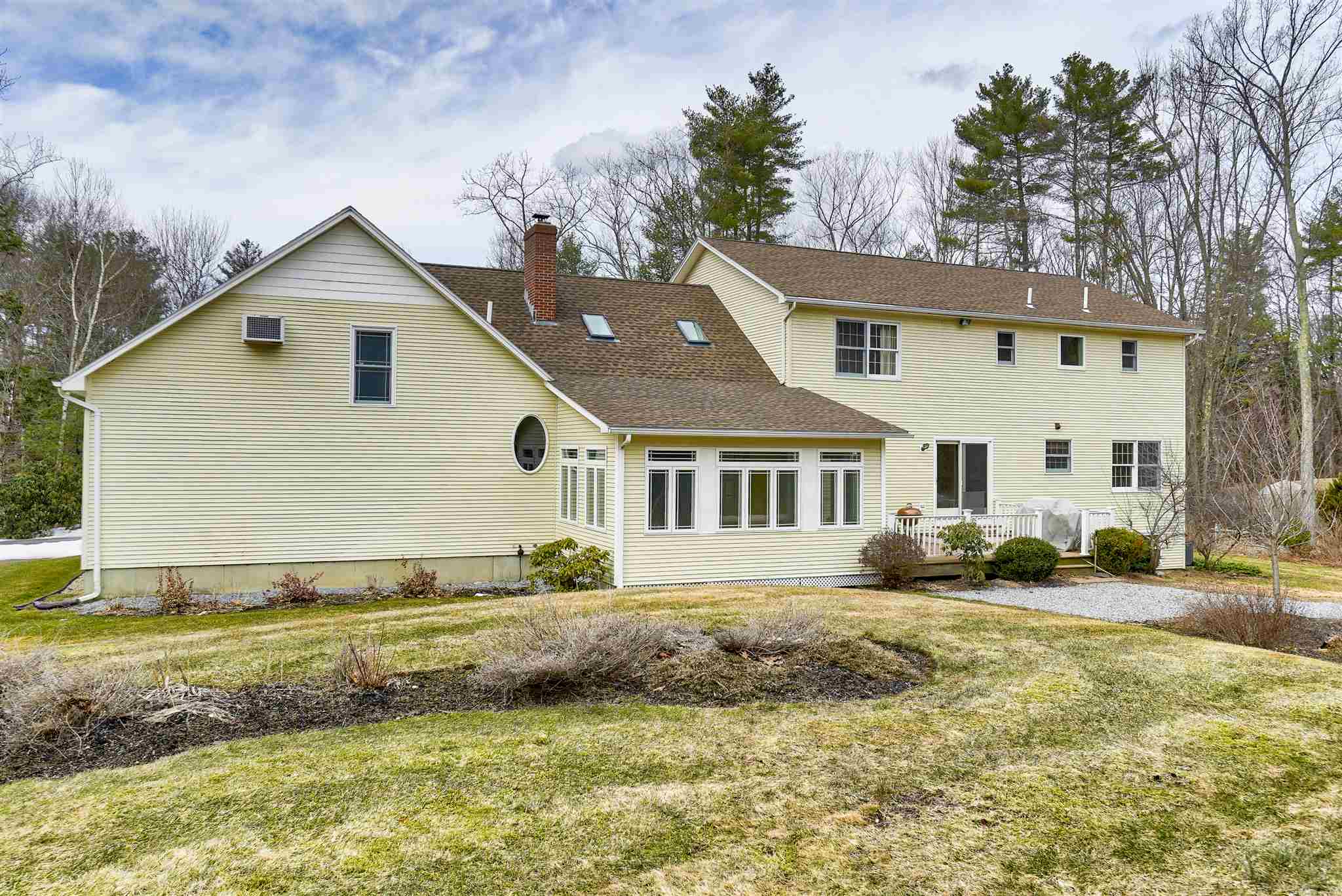 7 Old Farm Road Bedford, NH 03110 - Photo 36 of 38 Gallery Image 36