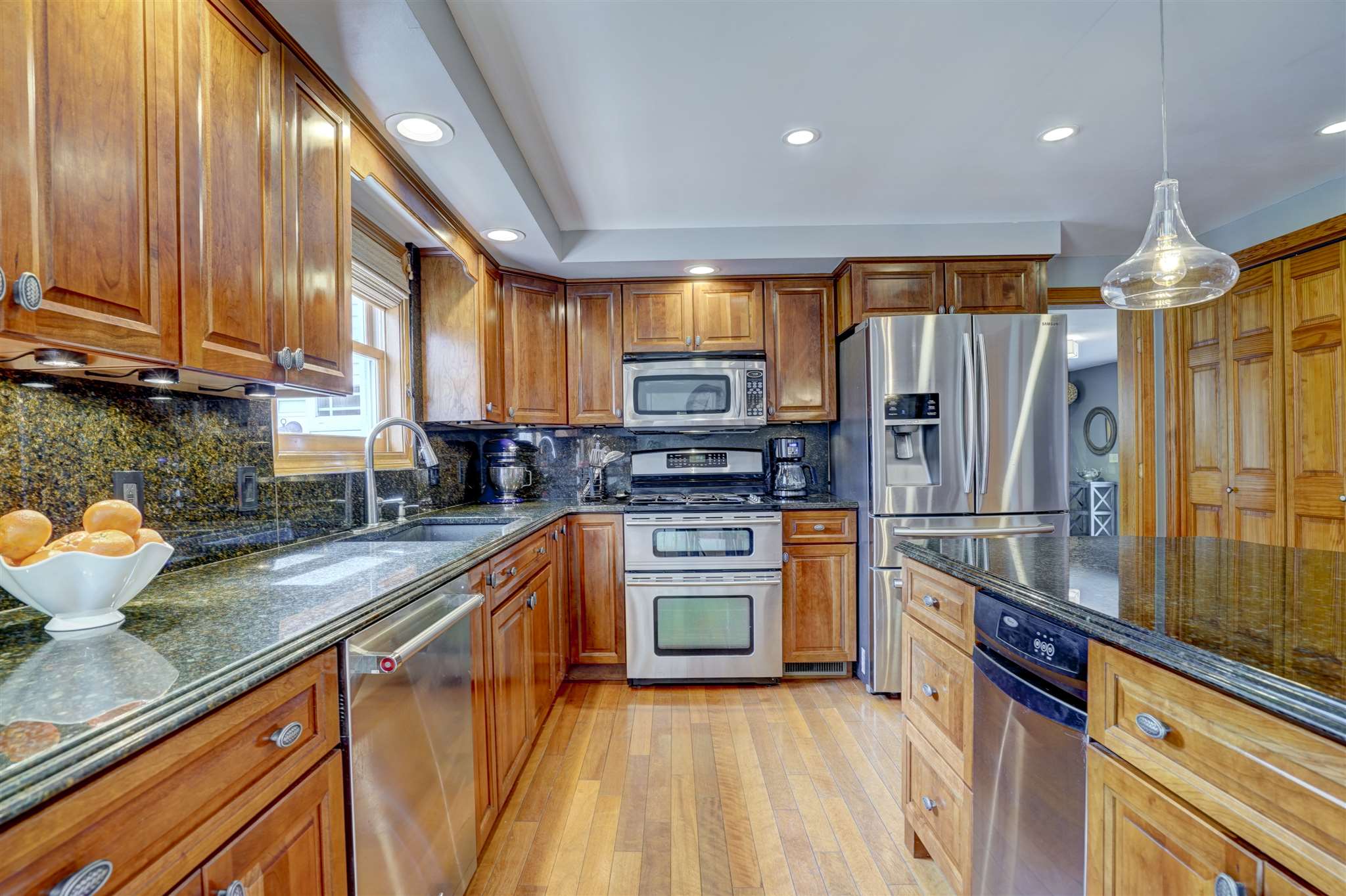 7 Old Farm Road Bedford, NH 03110 - Photo 10 of 38 Gallery Image 10
