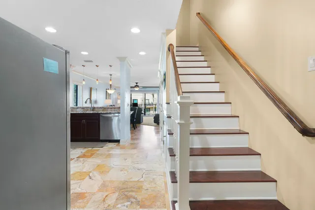 a view of entryway and hall