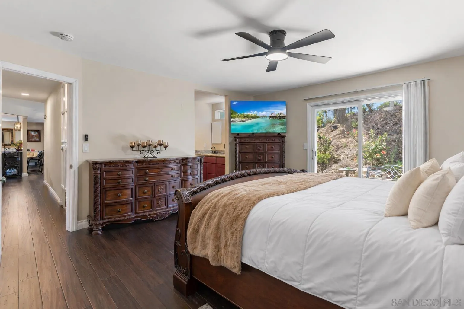 28108 Mountain Meadow Road Escondido, CA 92026 - Photo 17 of 38