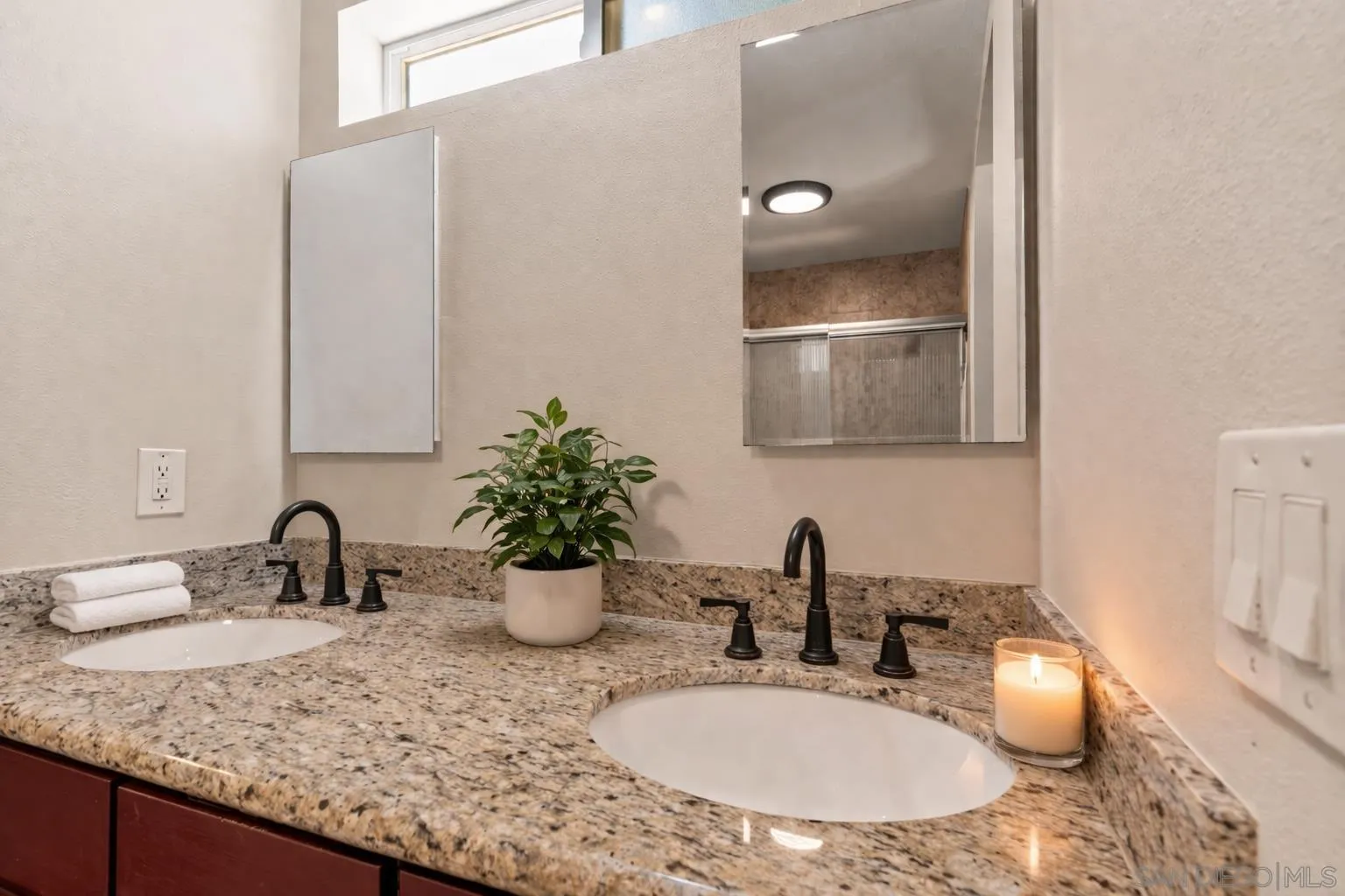 28108 Mountain Meadow Road Escondido, CA 92026 - Photo 19 of 38