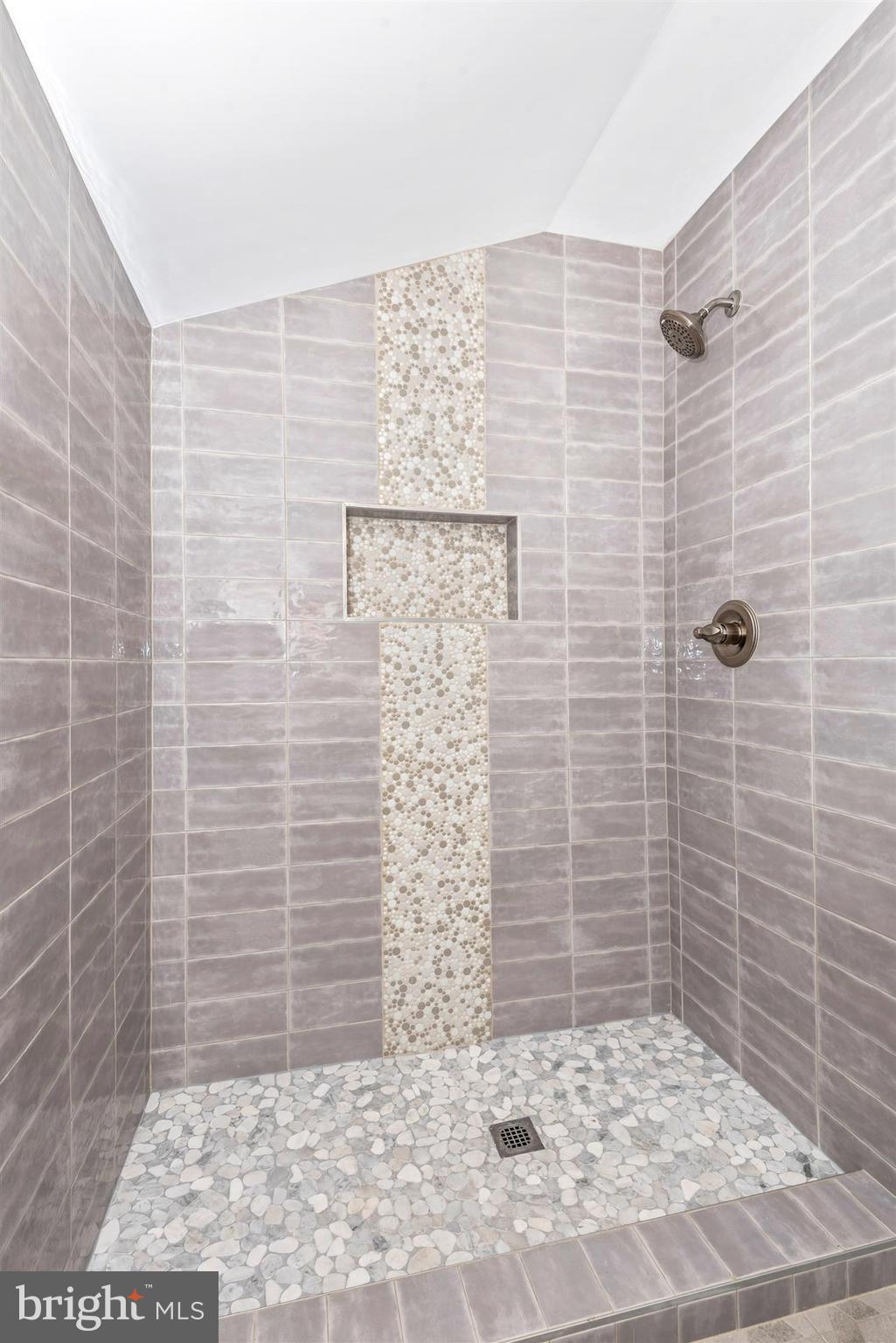 6603 Horseshoe Road Clinton, MD 20735 - Photo 11 of 30 Bath (Master)