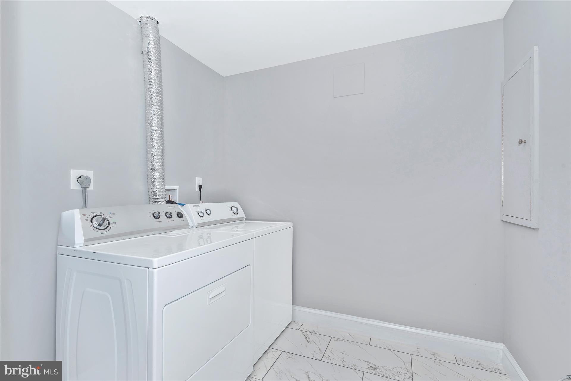 6603 Horseshoe Road Clinton, MD 20735 - Photo 25 of 30 Laundry