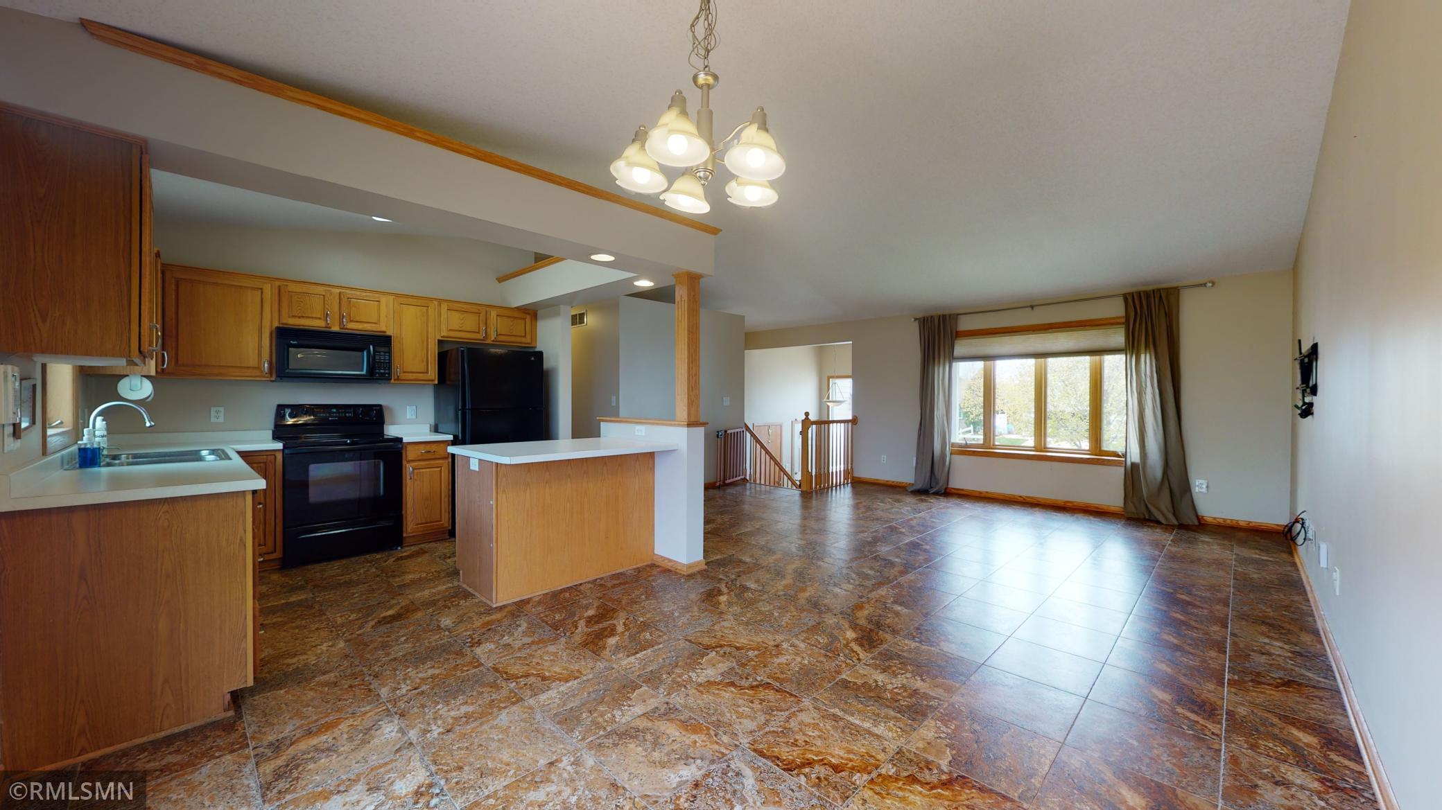 602 Manor Ridge Drive Northwest Rochester, MN 55901 - Photo 3 of 22
