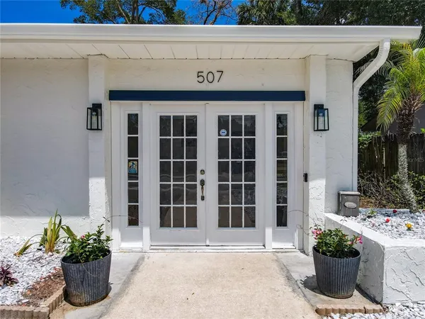 $18 | 507 East Street, Longwood, FL 32750