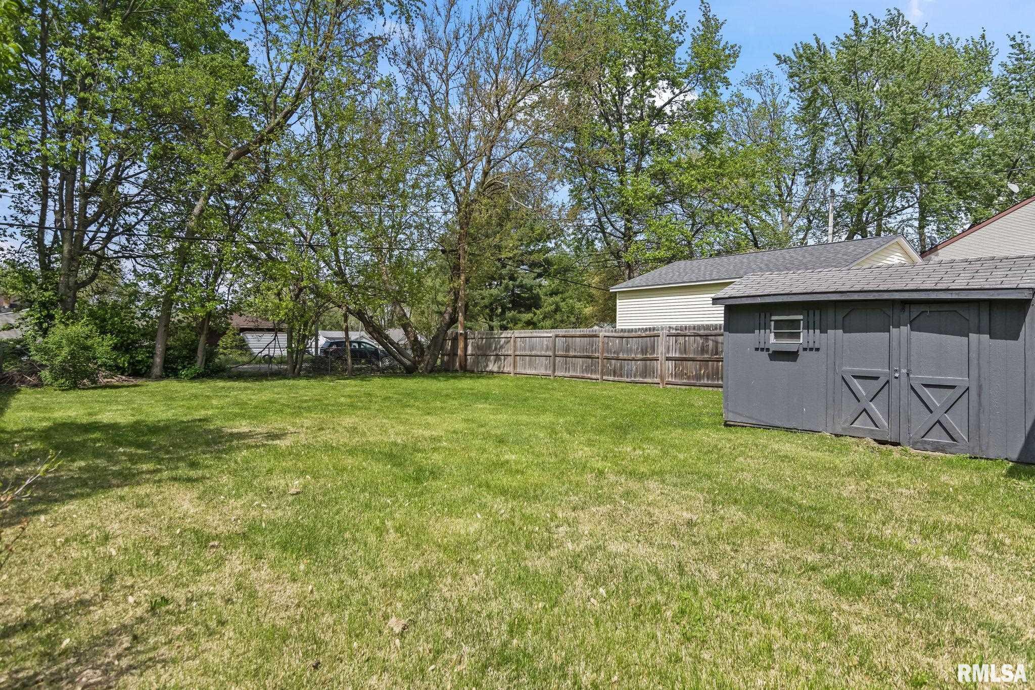 613 East Black Avenue Springfield, IL 62702 - Photo 41 of 44 Gallery Image 41