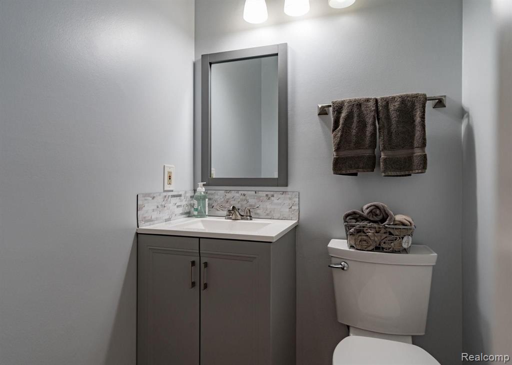 1639 Grandview Drive Rochester Hills, MI 48306 - Photo 15 of 29