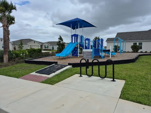 $2,200 | 2099 Babbling Brk Boulevard, Auburndale, FL 33823