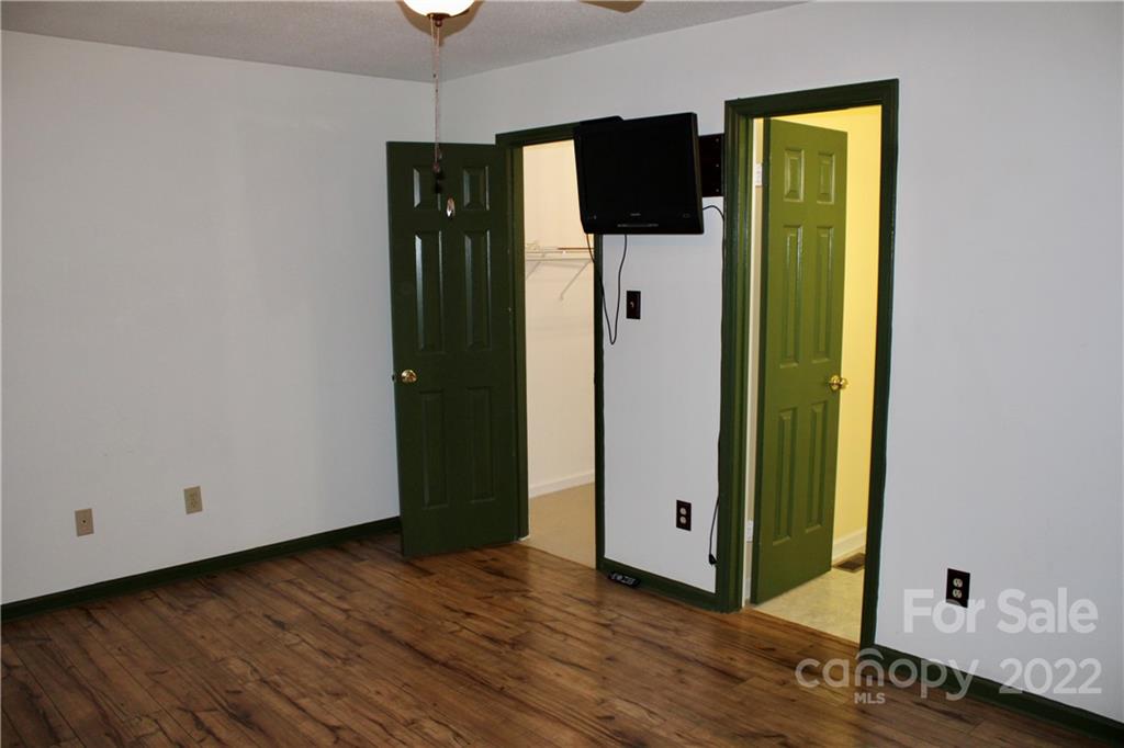 135 Holly Ridge Road Dallas, NC 28034 - Photo 21 of 26 Gallery Image 21