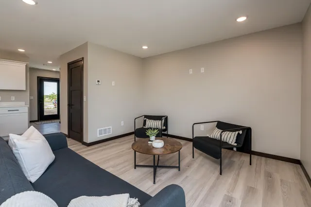 $305,000 | 3120 Scotch Lane, Mankato, MN 56001