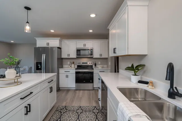 $305,000 | 3120 Scotch Lane, Mankato, MN 56001