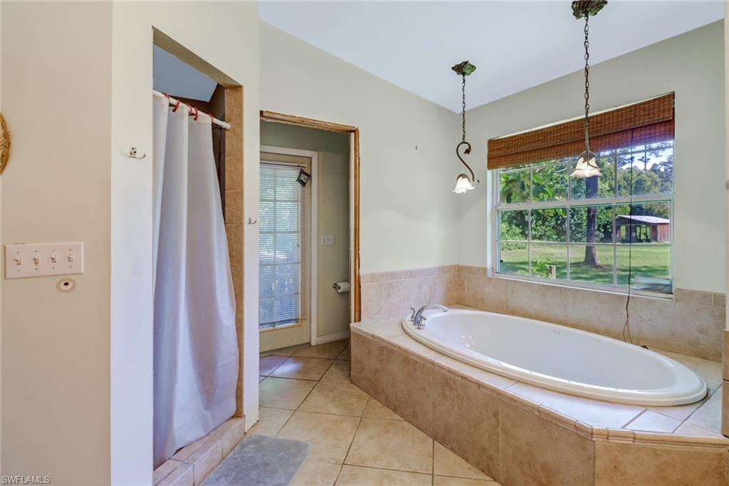 3140 66th Street Southwest Naples, FL 34105 - Photo 12 of 33 Gallery Image 12