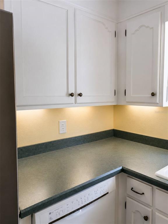 735 Overhill Road DeLand, FL 32720 - Photo 19 of 37