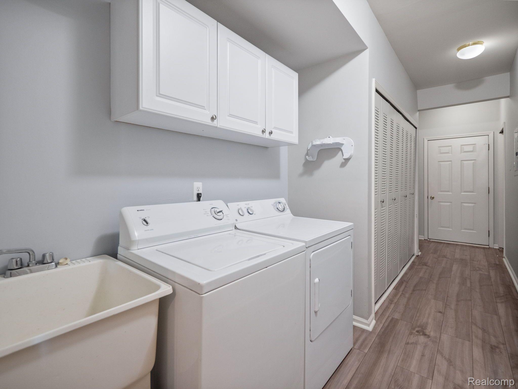 1840 Flagstone Circle Rochester, MI 48307 - Photo 25 of 26 Gallery Image 25