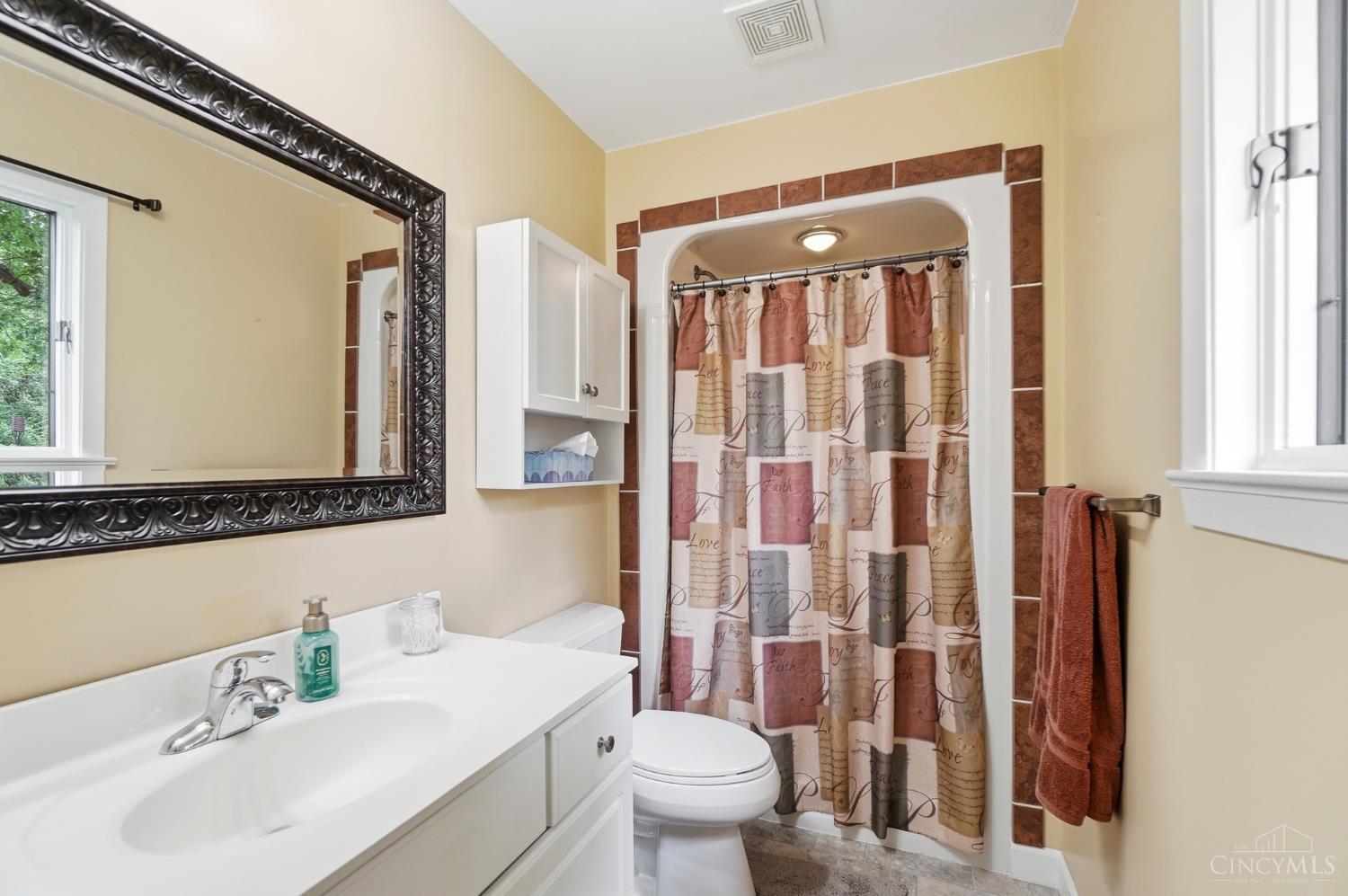 1460 Ebenezer Road Cincinnati, OH 45233 - Photo 31 of 61
