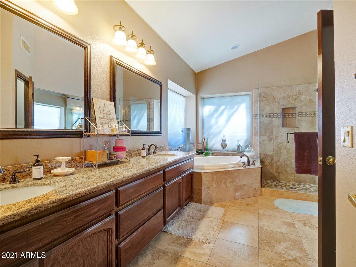 1150 East Grandview Road Phoenix, AZ 85022 - Photo 13 of 36 08-1150 E Grandview Road-14