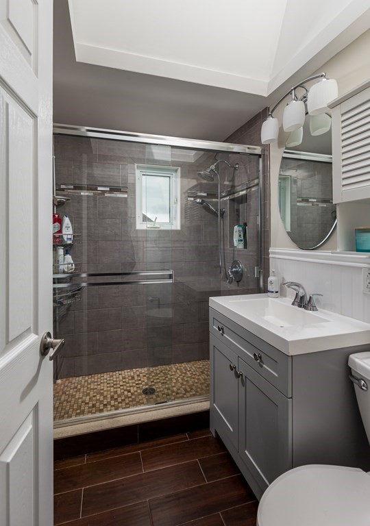 118 Wilkinson Street Worcester, MA 01606 - Photo 13 of 26 a bathroom with a sink a toilet and shower