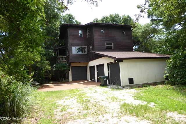 $1,750,000 | 113 Hoop Pole Creek Drive, Atlantic Beach, NC 28512