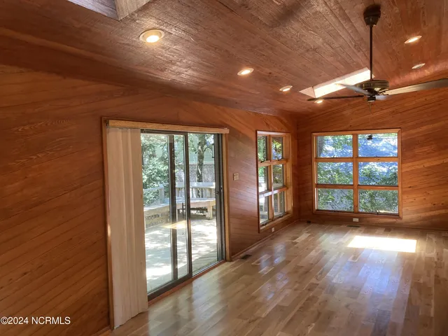 $1,750,000 | 113 Hoop Pole Creek Drive, Atlantic Beach, NC 28512