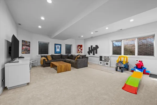$1,750,000 | 796 Marion Avenue, Highland Park, IL 60035