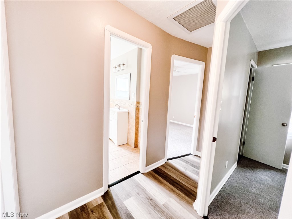 6830 Oakwood Road Parma Heights, OH 44130 - Photo 13 of 22 hallway