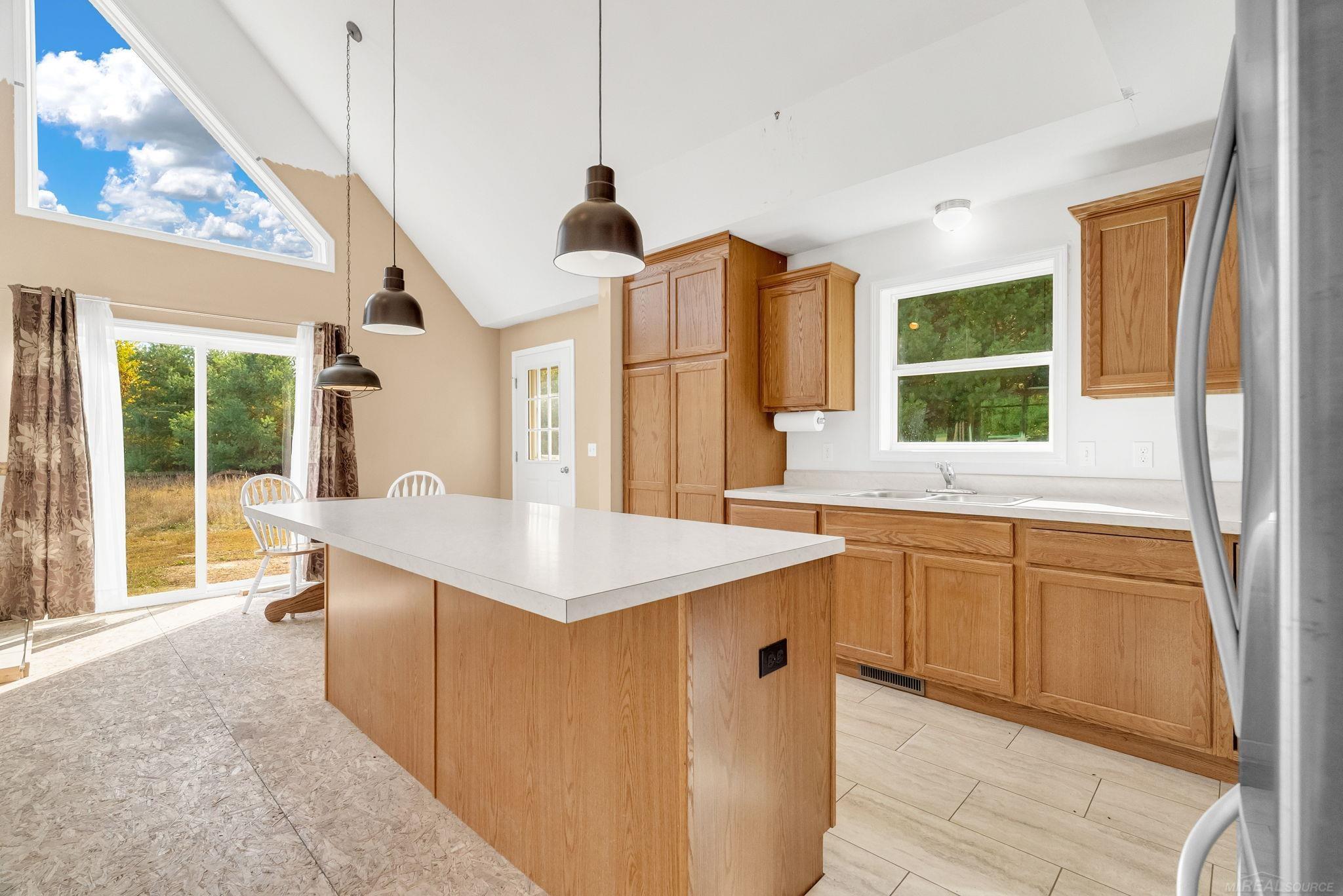 6136 Burns Line Road Croswell, MI 48422 - Photo 11 of 42 Gallery Image 11
