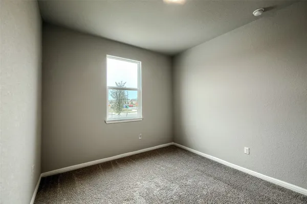 $2,550 | 603 Bluffview Drive, Bastrop, TX 78602