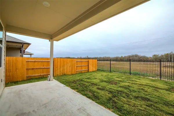 $2,550 | 603 Bluffview Drive, Bastrop, TX 78602