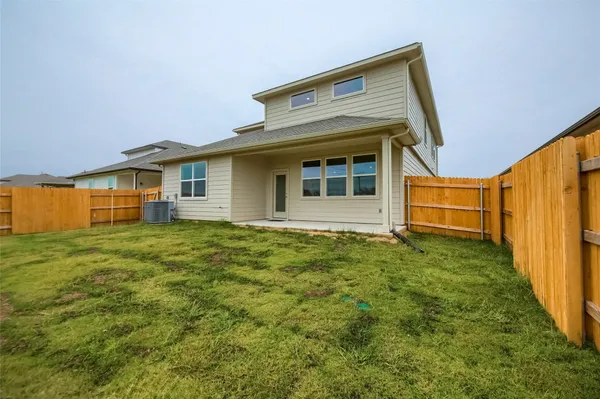 $2,550 | 603 Bluffview Drive, Bastrop, TX 78602