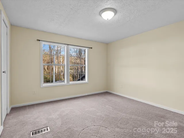 $315,000 | 205 Kirk Way, Candler, NC 28715