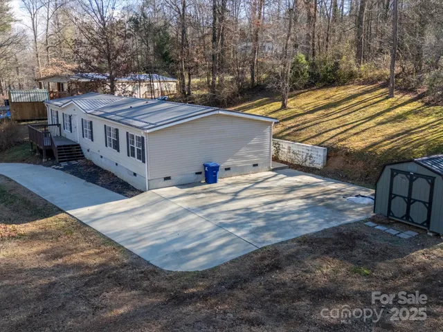 $315,000 | 205 Kirk Way, Candler, NC 28715