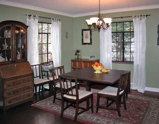 625 Kelso Road Mt. Lebanon, PA 15243 - Photo 5 of 15 Dining Room.