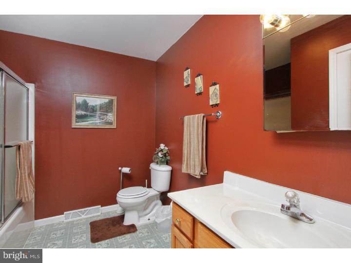1562 Good Intent Road Deptford, NJ 08096 - Photo 6 of 8 Bathroom