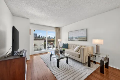 $385,000 | 4099 Howe Street, Unit 203, Oakland, CA 94611