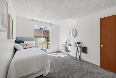 $385,000 | 4099 Howe Street, Unit 203, Oakland, CA 94611