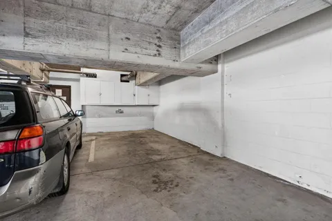 $385,000 | 4099 Howe Street, Unit 203, Oakland, CA 94611