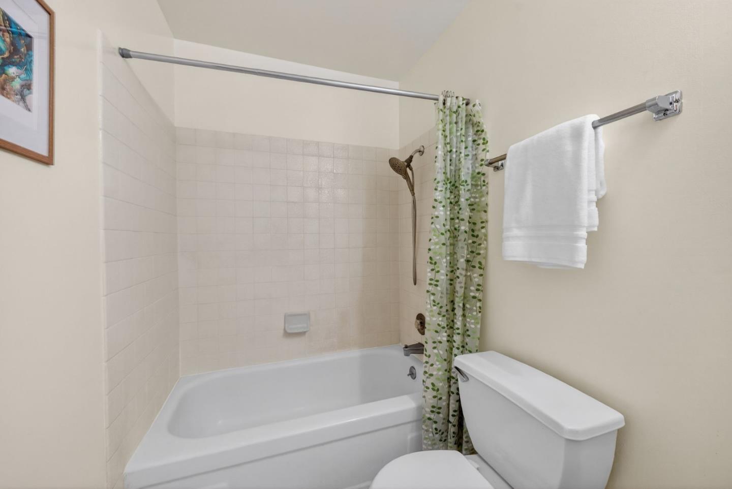 4099 Howe Street, Unit 203 Oakland, CA 94611 - Photo 8 of 29