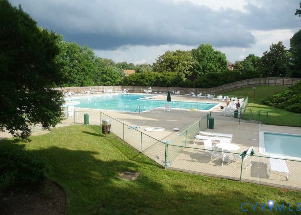 1511 Regency Woods Road, Unit 201 Henrico, VA 23238 - Photo 31 of 36