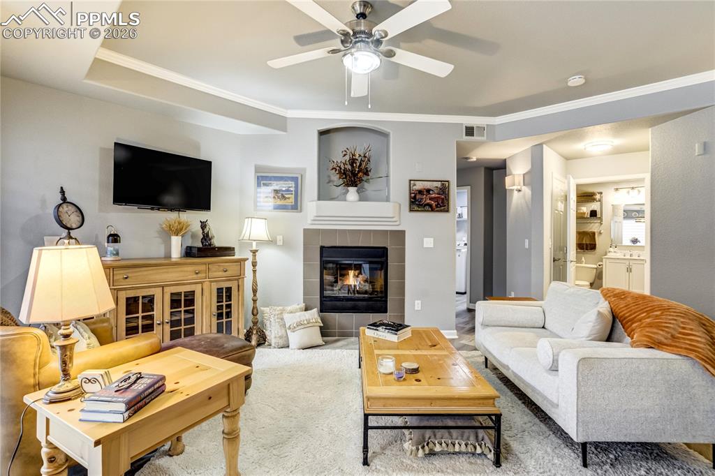 4572 Copeland Lane, Unit 102 Highlands Ranch, CO 80126 - Photo 6 of 33