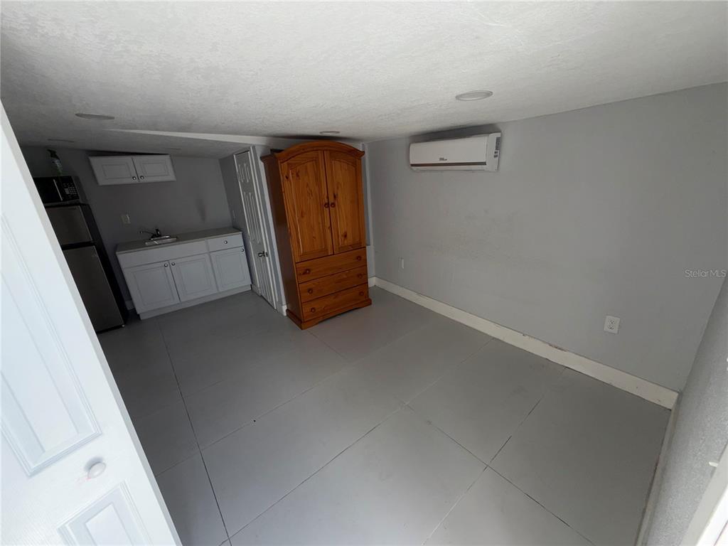 126 Miami Gardens Road West Park, FL 33023 - Photo 30 of 55 an empty room with windows