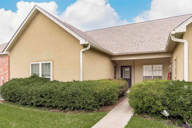$155,000 | 4000 Mchugh Road, Unit 93, Zachary, LA 70791