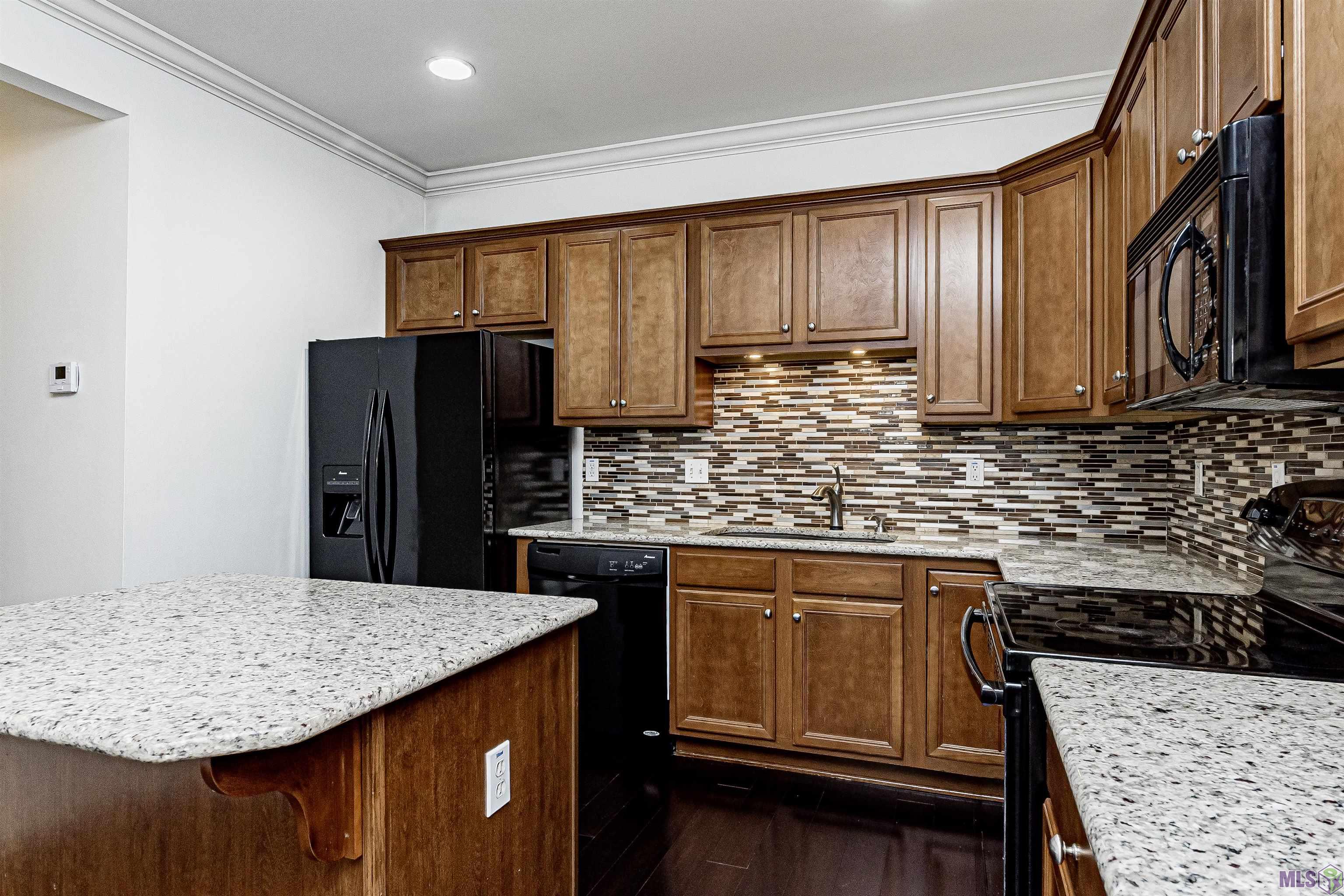 4000 Mchugh Road, Unit 93 Zachary, LA 70791 - Photo 12 of 34 Kitchen