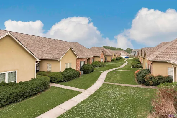 $155,000 | 4000 Mchugh Road, Unit 93, Zachary, LA 70791