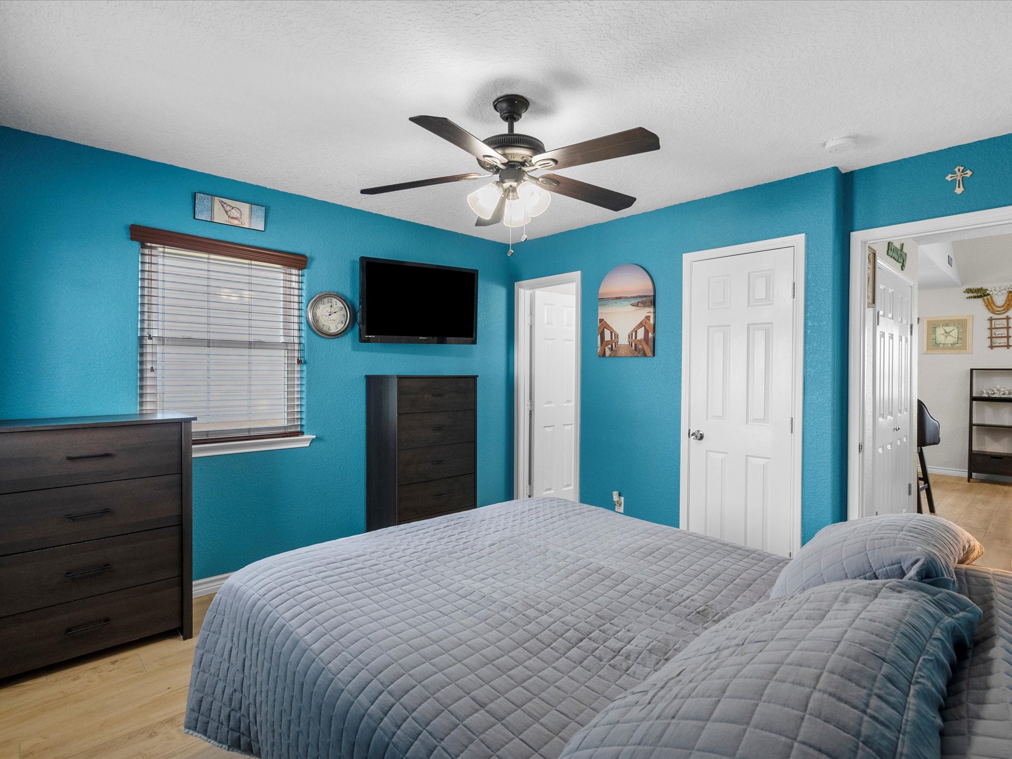 85 Santar Loop Surfside Beach, TX 77541 - Photo 25 of 37 with a private bathroom and access to the back deck