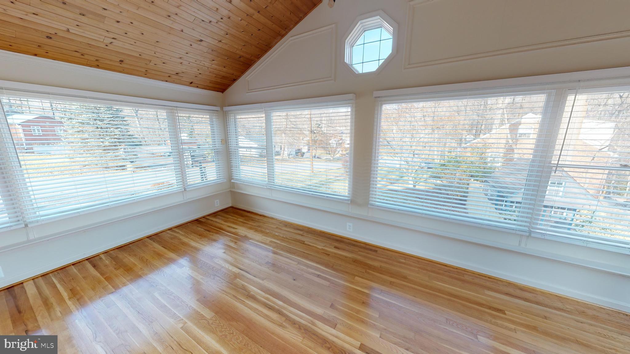10601 Kinloch Road Silver Spring, MD 20903 - Photo 6 of 17 Sun Room