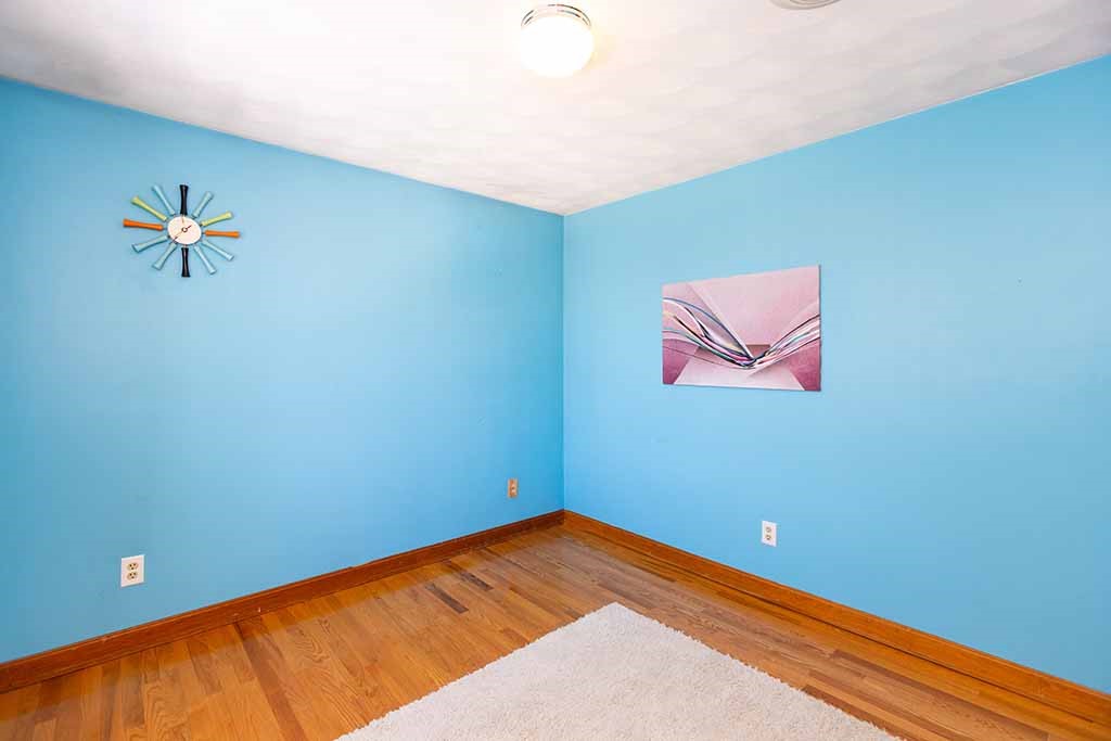 21 Chesterfield Avenue Warwick, RI 02889 - Photo 17 of 28